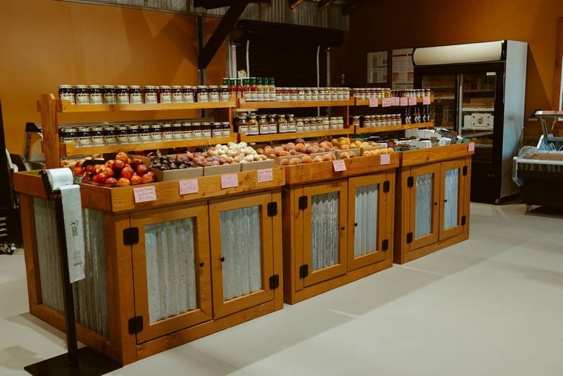 Local Puyallup produce stand in WA near 98374
